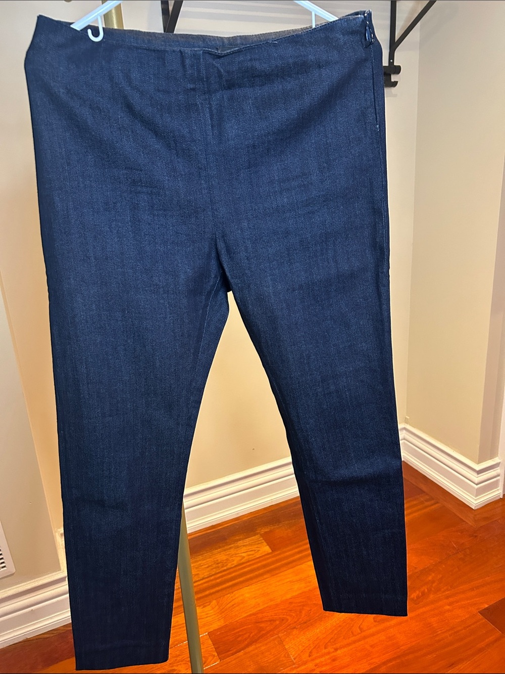 Luxury brand Joseph dark wash side sip denim, size 38